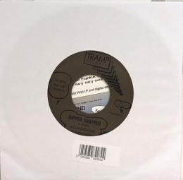 4 DIMENSIONS/Hipper Snapper (7")